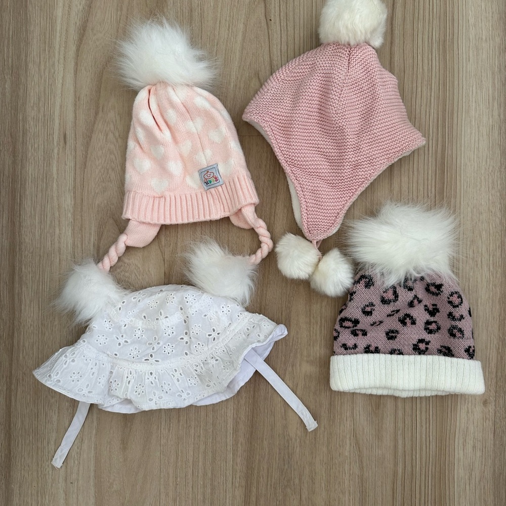 Chic Kids Pink and White Winter Hat Set